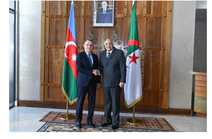 glavy-mid-azerbaydzhana-i-alzhira-nachali-peregovory