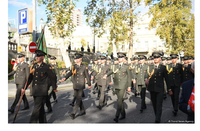 v-baku-nachalis-shestviya-posvyashchyonnye-dnyu-pobedy