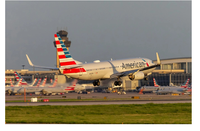 v-aeroportakh-ssha-iz-za-shatdauna-otmeneny-700-reysov