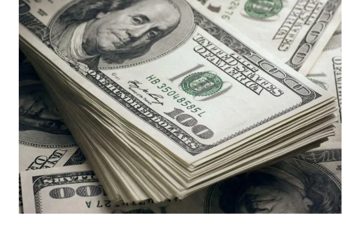 dollar-podeshevel-k-drugim-mirovym-valyutam-v-nachale-zimnikh-torgov