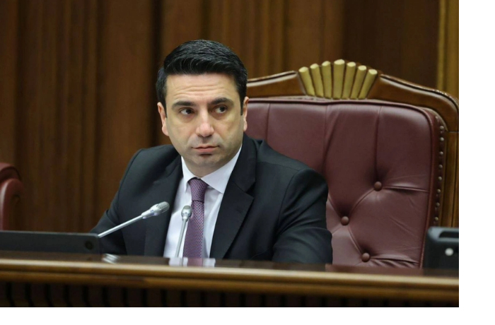 alen-simonyan-v-blizhayshee-vremya-budet-demarkirovan-yeshche-odin-uchastok-granitsy-armeniya-azerbaydzhan