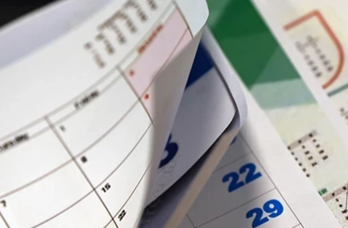 utverzhdeny-vykhodnye-i-prazdnichnye-dni-na-2026-god