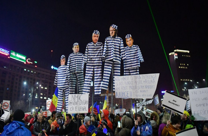v-rumynii-prokhodyat-demonstratsii-protiv-korruptsii-v-sisteme-pravosudiya