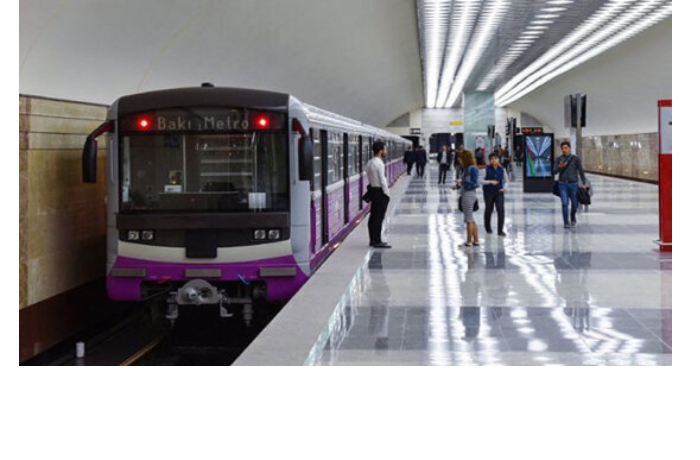 v-zao-bakinskiy-metropoliten-prokommentirovali-zaderzhku-poezdov