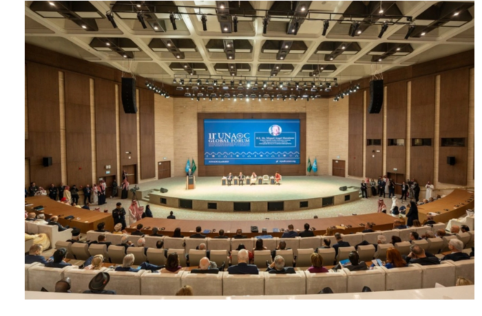 ramin-mamedov-prinyal-uchastie-v-globalnom-forume-alyansa-tsivilizatsiy-oon-v-er-riyade