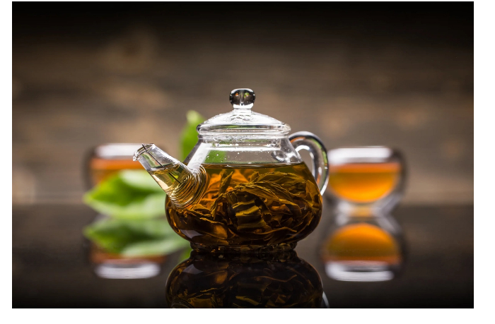 zelenyy-ili-chernyy-gastroenterolog-razveyala-mif-o-samom-poleznom-chae