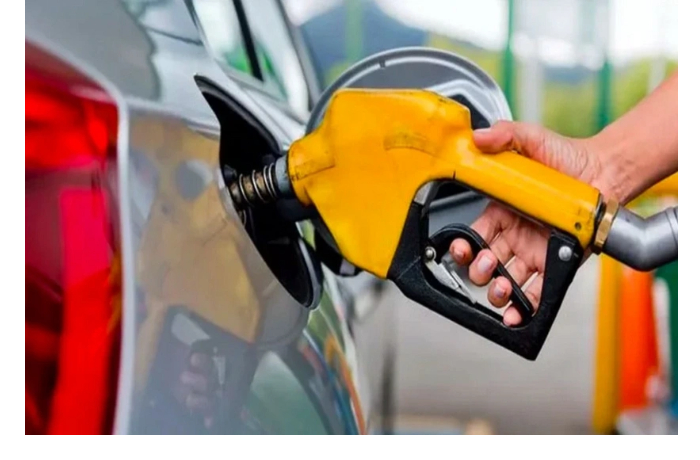 azerbaydzhan-uvelichil-import-benzina-iz-oae-v-25-raz