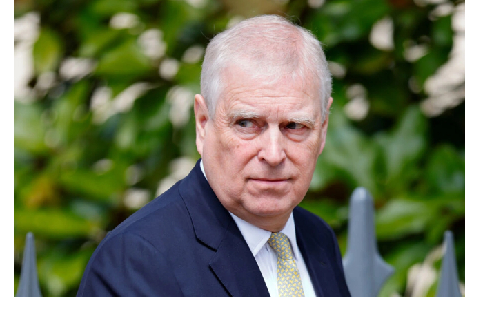 karl-iii-lishil-svoego-mladshego-brata-poslednikh-korolevskikh-titulov