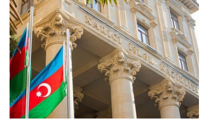 mid-azerbaydzhana-pozdravil-oae-i-laos-s-natsionalnymi-prazdnikami