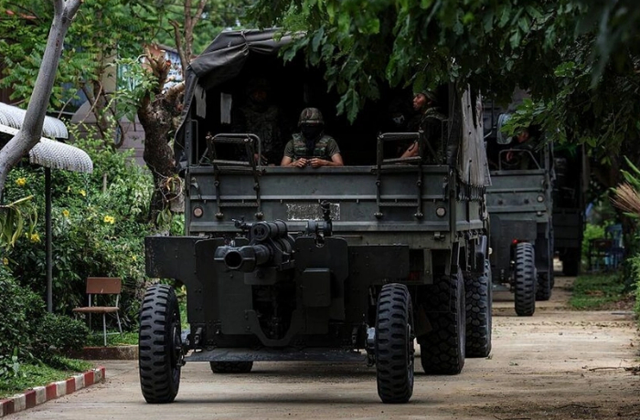 tailand-soobshchil-o-prodolzhenii-intensivnykh-boev-na-granitse-s-kambodzhey