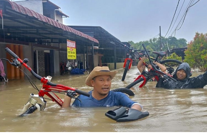 vozroslo-chislo-zhertv-navodneniy-v-indonezii