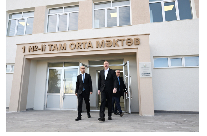 zdanie-polnoy-sredney-shkoly-nomer-1-v-poselke-kyarkidzhakhan-sdano-v-polzovanie-posle-kapitalnogo-remonta