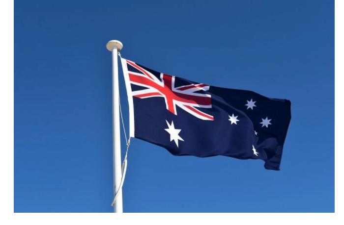 avstraliya-vpervye-annulirovala-vizu-za-razzhiganie-nenavisti