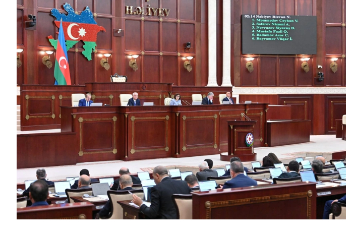 poslednee-plenarnoe-zasedanie-osenney-sessii-milli-medzhlisa-proydet-30-dekabrya