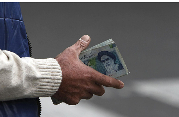 padenie-kursa-iranskoy-valyuty-sprovotsirovalo-zabastovki-i-protesty