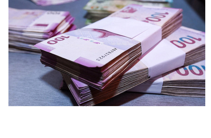 eti-litsa-mogut-ranshe-poluchit-posobie-v-220-manatov-po-vozrastu