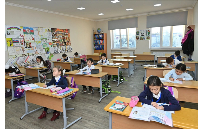 v-2025-godu-v-azerbaydzhane-litsenzirovany-40-chastnykh-uchebnykh-zavedeniy