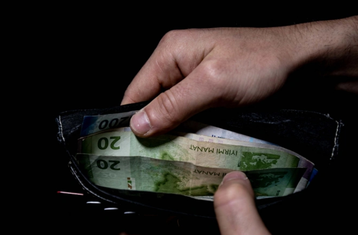 v-azerbaydzhane-maloimushchim-semyam-vyplachena-yedinovremennaya-materialnaya-pomoshch