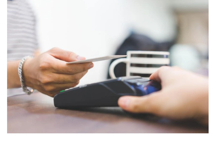 beznalichnye-platezhi-v-noyabre-uvelichilis-bolee-chem-na-14