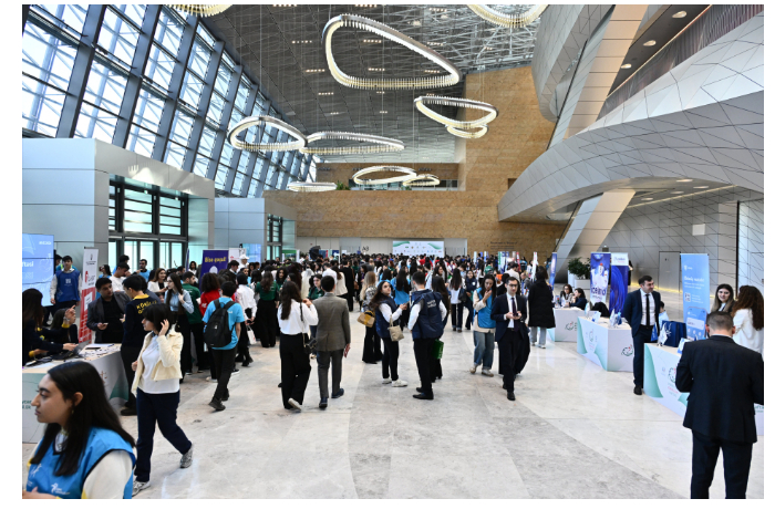 startoval-sedmoy-sezon-nedeli-volontyorstva-v-azerbaydzhane