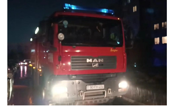 v-baku-proizoshel-pozhar-v-zhilom-dome-yest-pogibshie-i-postradavshie