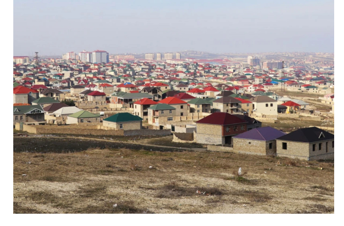 v-nekotorykh-rayonakh-baku-stoimost-zemelnykh-uchastkov-vyrosla-na-41
