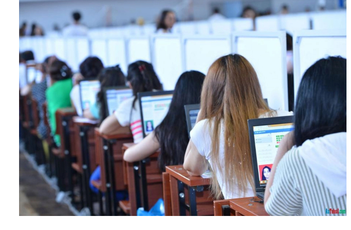 v-azerbaydzhane-rastorgnuty-kontrakty-s-pochti-8-000-uchiteley