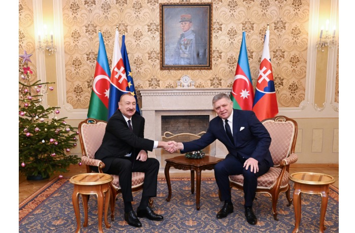 sostoyalas-vstrecha-prezidenta-ilkhama-alieva-s-premer-ministrom-slovakii-odin-na-odin-foto