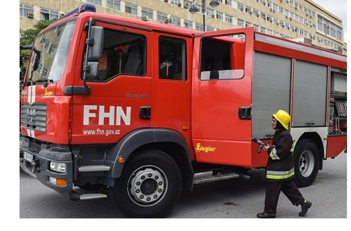 v-baku-proizoshel-vzryv-v-zhilom-dome