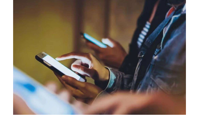 v-azerbaydzhane-prinyato-vazhnoe-reshenie-v-svyazi-s-mobilnymi-telefonami