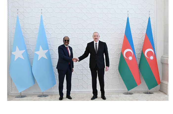 azerbaydzhan-i-somali-proveli-obmen-podpisannymi-dokumentami