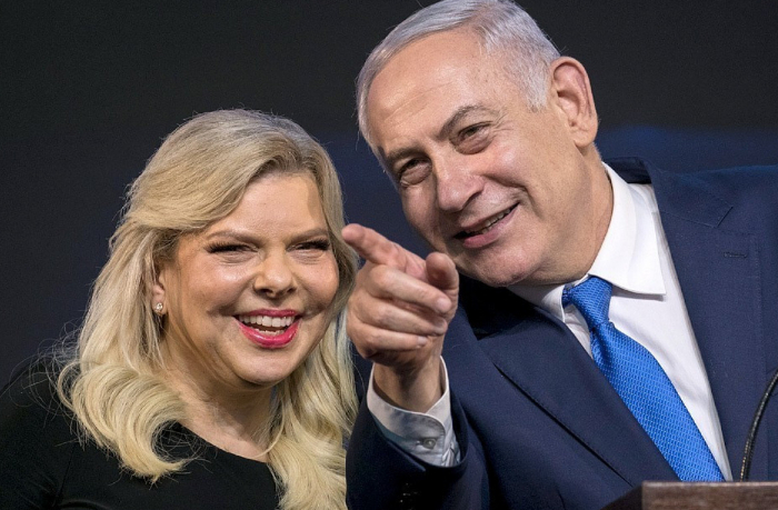 zhena-netanyakhu-v-tsentre-skandala