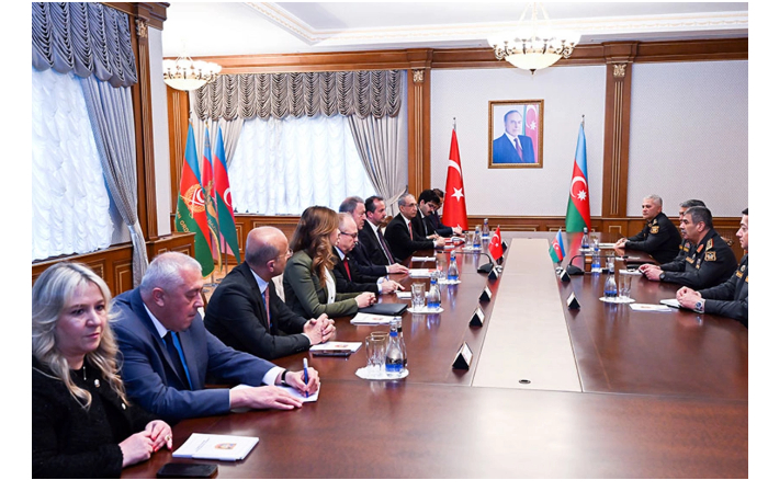 zakir-gasanov-vstretilsya-s-khulusi-akarom