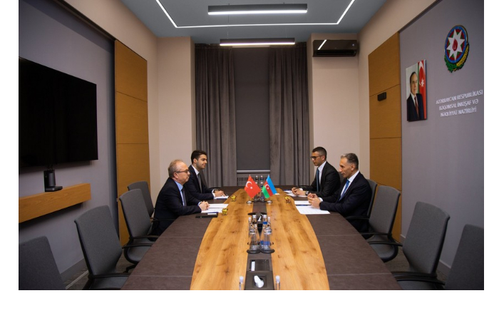 baku-i-ankara-obsudili-razvitie-srednego-koridora