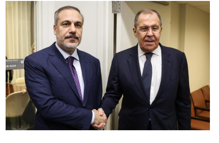 lavrov-i-fidan-obsudili-podgotovku-k-peregovoram-rossii-i-ukrainy-v-stambule