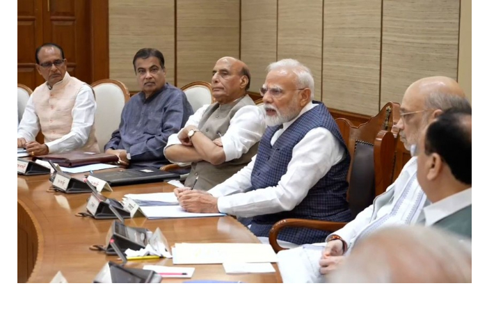 modi-sozval-ekstrennoe-zasedanie-pravitelstva-na-fone-eskalatsii-s-pakistanom