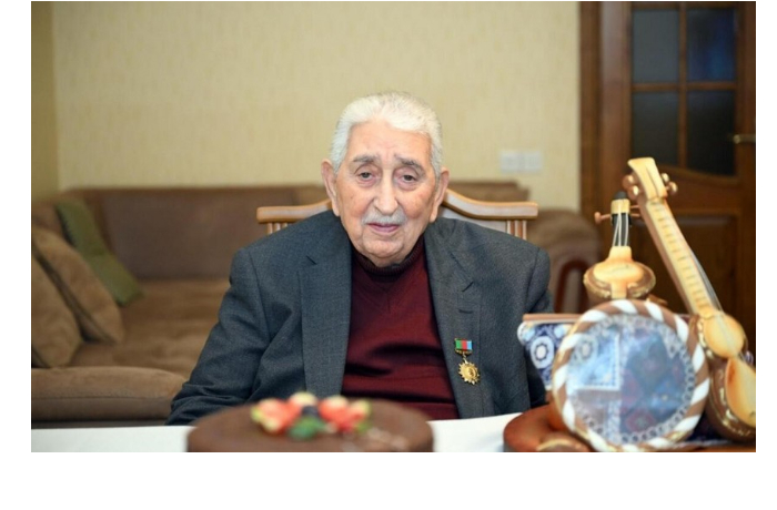narodnyy-artist-arif-babaev-udostoen-premii-geydara-alieva