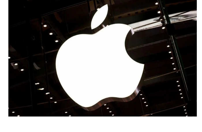 smi-apple-otstaet-v-gonke-ii