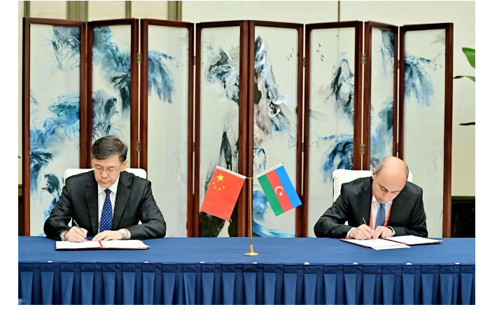 mezhdu-azerbaydzhanom-i-kitaem-podpisany-vazhnye-dokumenty-v-sfere-nauki-i-ii