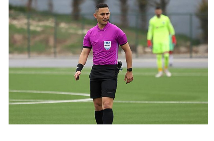 fifa-utverdila-referi-elchina-masieva-na-match-chempionata-yevropy