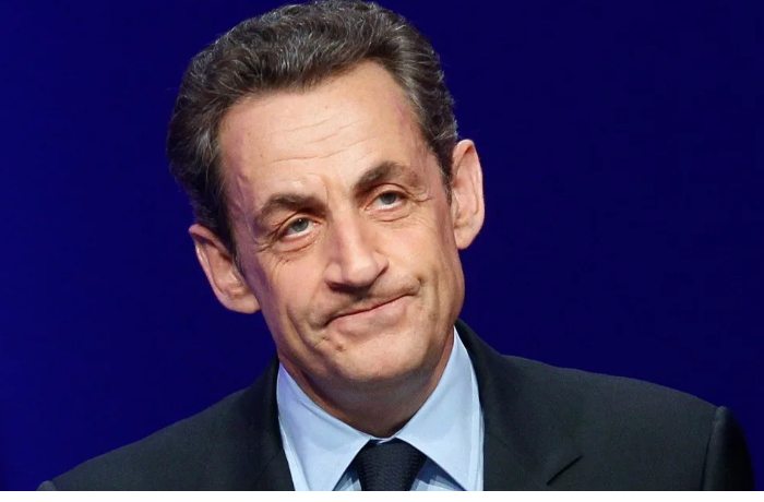 sarkozi-isklyuchen-iz-ordena-pochetnogo-legiona