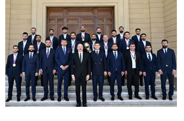 prezident-ilkham-aliev-prinyal-chlenov-sbornoy-azerbaydzhana-po-mini-futbolu