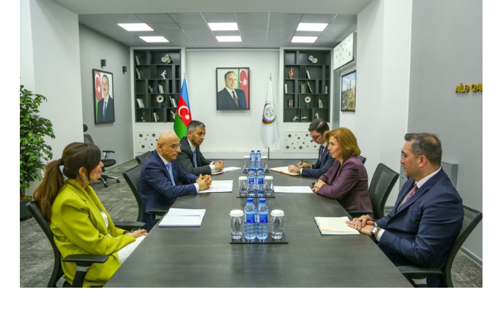 azerbaydzhan-i-oae-obsudili-sotrudnichestvo-v-sfere-zashchity-prav-semi-zhenshchin-i-detey