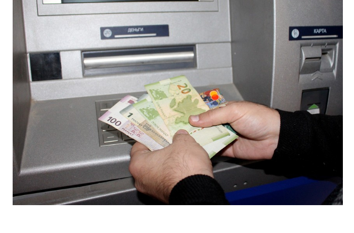 zavtra-v-baku-sumgayyte-absherone-i-nakhchyvane-pensii-budut-vyplacheny-ranshe-grafika