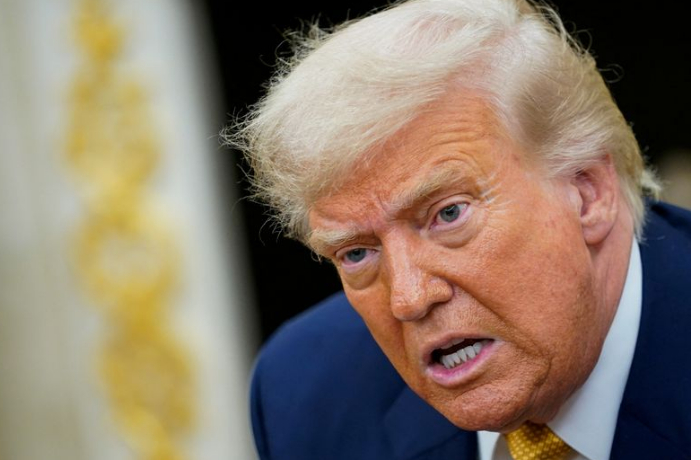 tramp-podaet-v-sud-na-gazetu-wall-street-journal