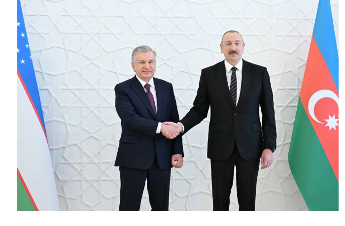 ilkham-aliev-i-shavkat-mirziyoev-vystupayut-s-zayavleniyami-dlya-pressy