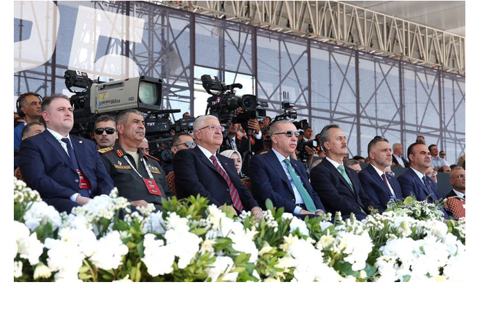 zakir-gasanov-i-vugar-mustafaev-prinyali-uchastie-v-otkrytii-idef-2025-v-turtsii