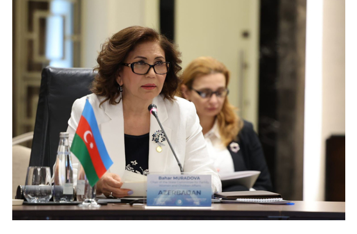 bakhar-muradova-zhenshchiny-sostavlyayut-lish-28-rabotayushchikh-v-sfere-nauki-i-tekhnologiy-v-mire