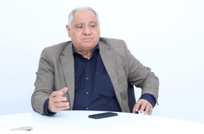 v-azerbaydzhane-predlagayut-obnovit-programmu-po-zhurnalistike-s-uchetom-razvitiya-tsifrovykh-media