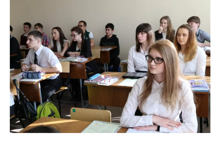 v-rossii-khotyat-vvesti-platu-za-uchebu-detey-migrantov